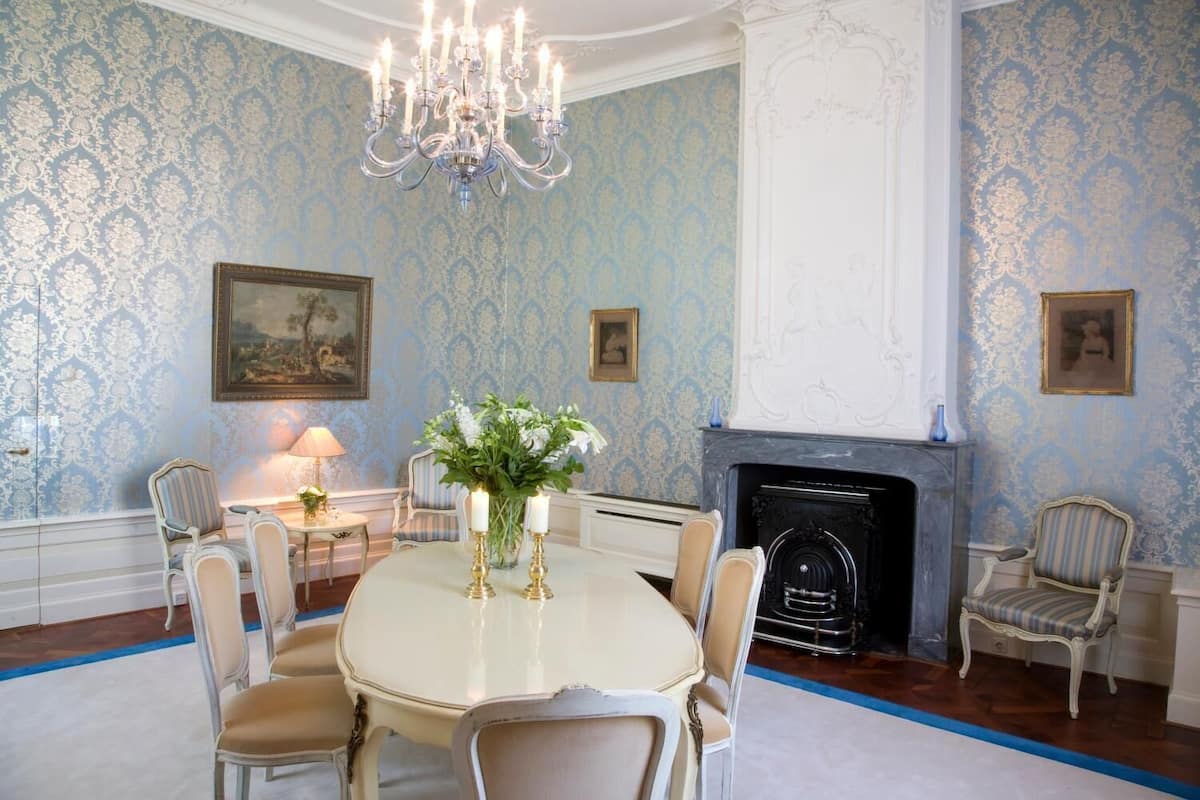 espresso maker, coffee/tea maker, electric kettle