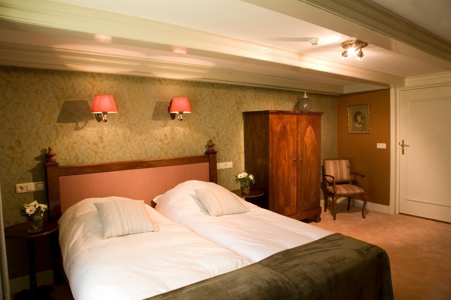 iron/ironing board, free wifi, bed sheets