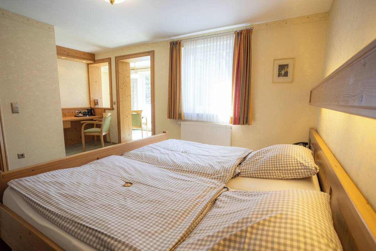 Dobbeltværelse - balkon | Premium-sengetøj, dundyner, senge med topmadrasser