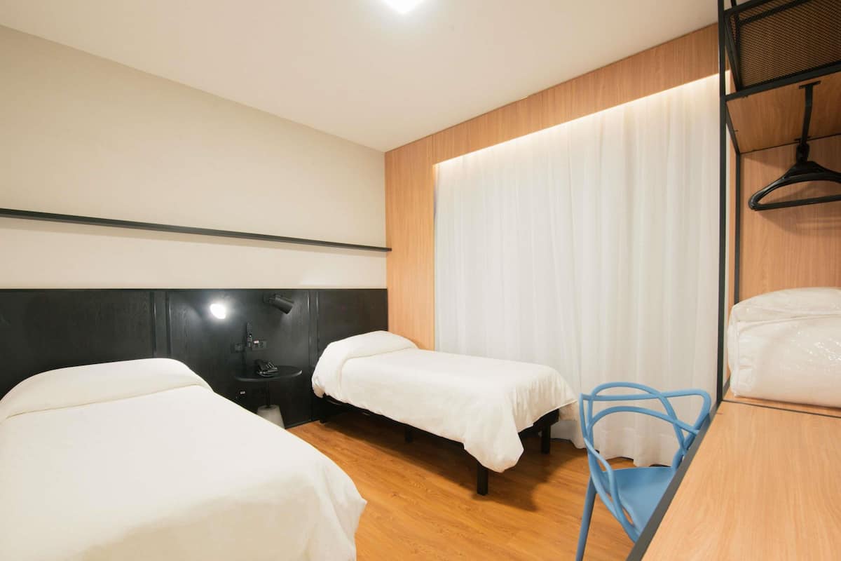 Minibar, in-room safe, desk, soundproofing