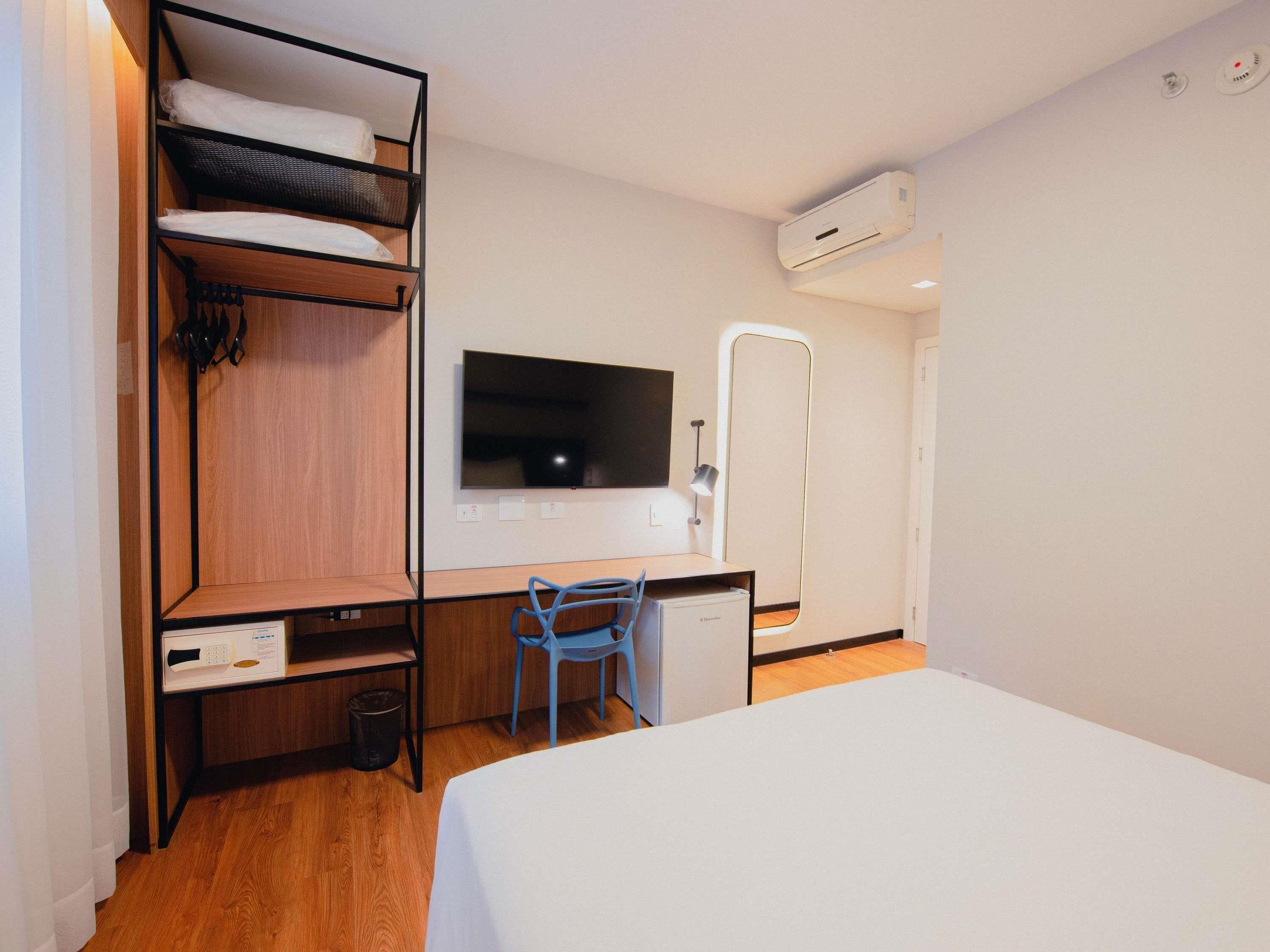 Minibar, in-room safe, desk, soundproofing