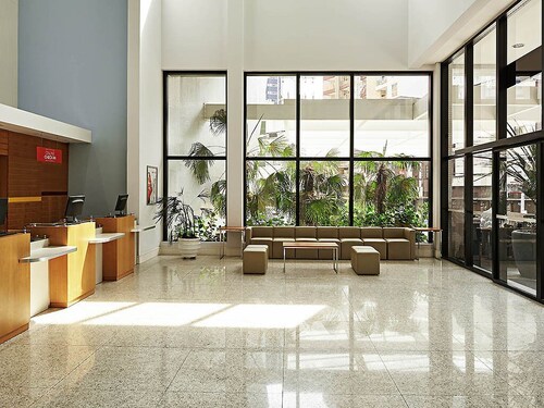 Ibis Curitiba Shopping