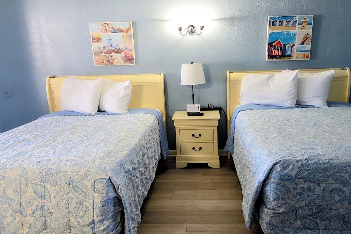 免费 WiFi、床单