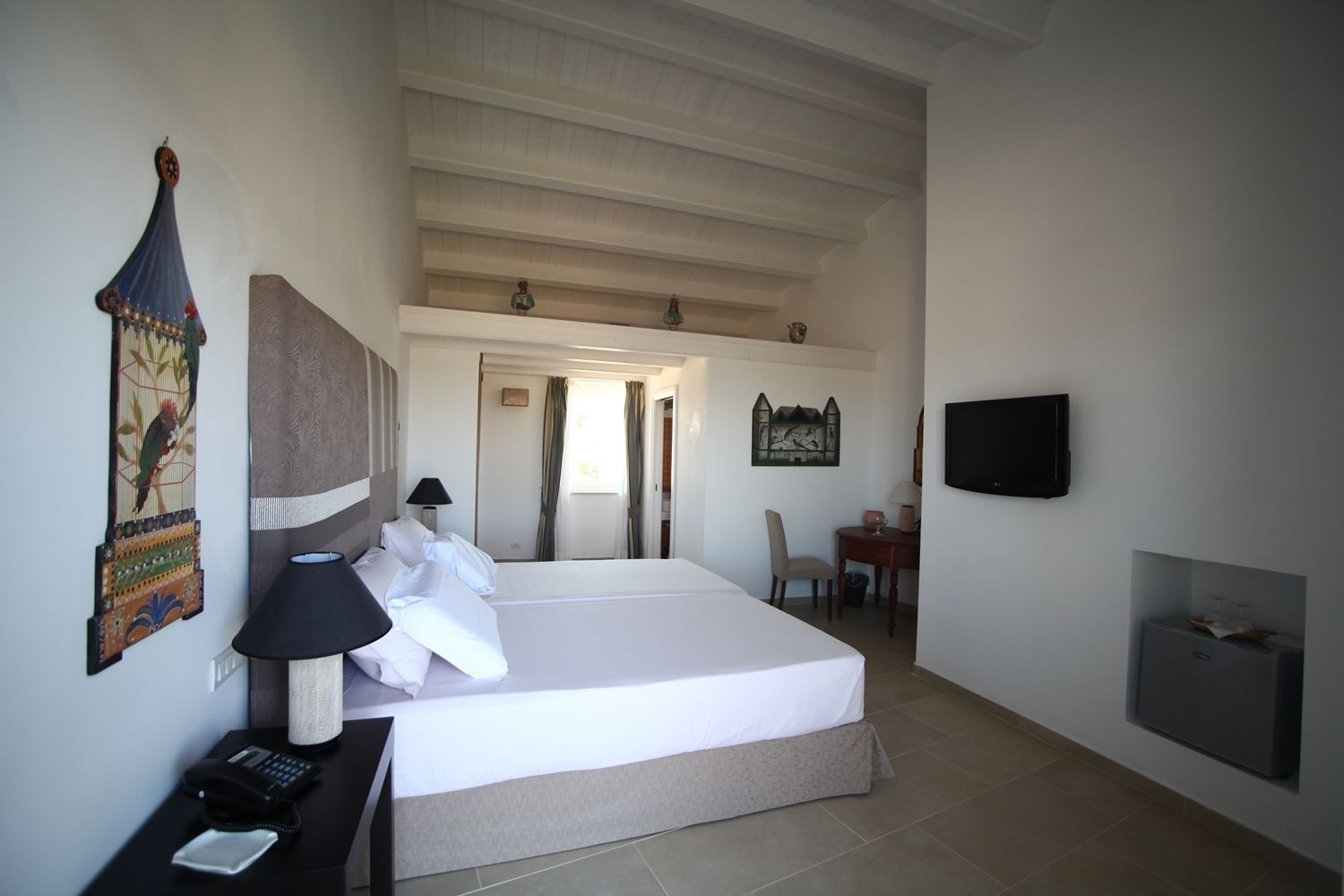 junior suite | minibar, in-room safe, free wifi