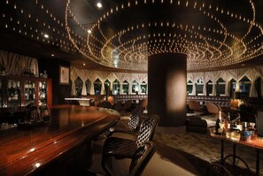 Bar (in der Unterkunft)