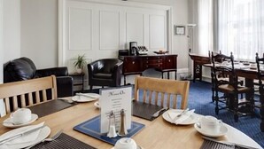 Restaurant - Number One (Plymouth)