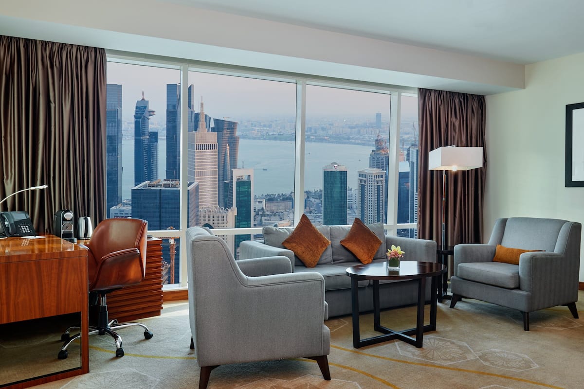 1 bedroom, egyptian cotton sheets, premium bedding, minibar