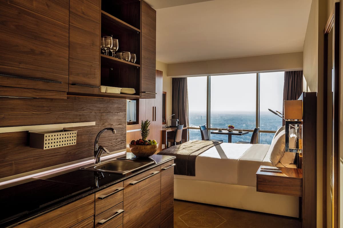 Junior Suite, 1 King Bed | Egyptian cotton sheets, premium bedding, minibar, in-room safe