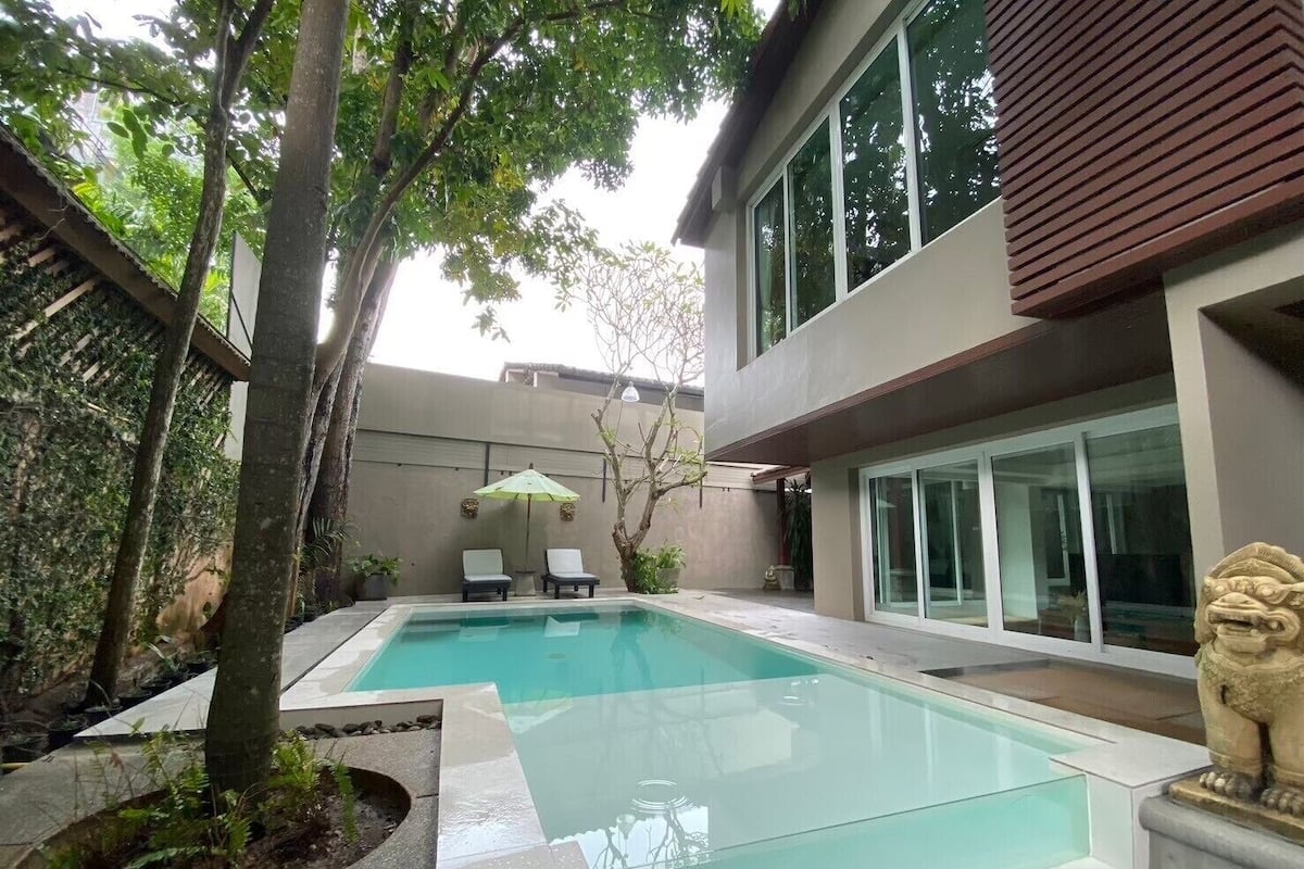 Four Bedroom Villa with Private Pool | 2 bedrooms, hypo-allergenic bedding, desk, free WiFi
