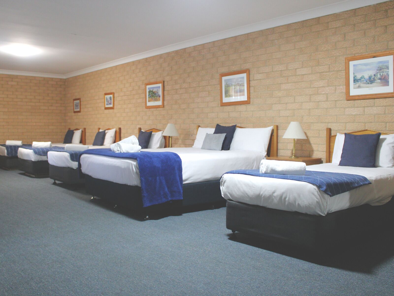 Chambre familiale (6 People) | Literie de qualité, lit avec matelas Tempur-Pedic, bureau