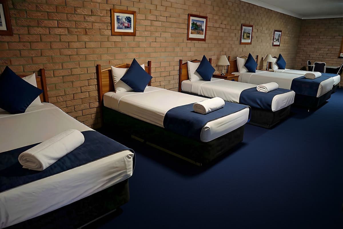 Familienzimmer (6 People) | Hochwertige Bettwaren, Tempur-Pedic-Betten, Schreibtisch