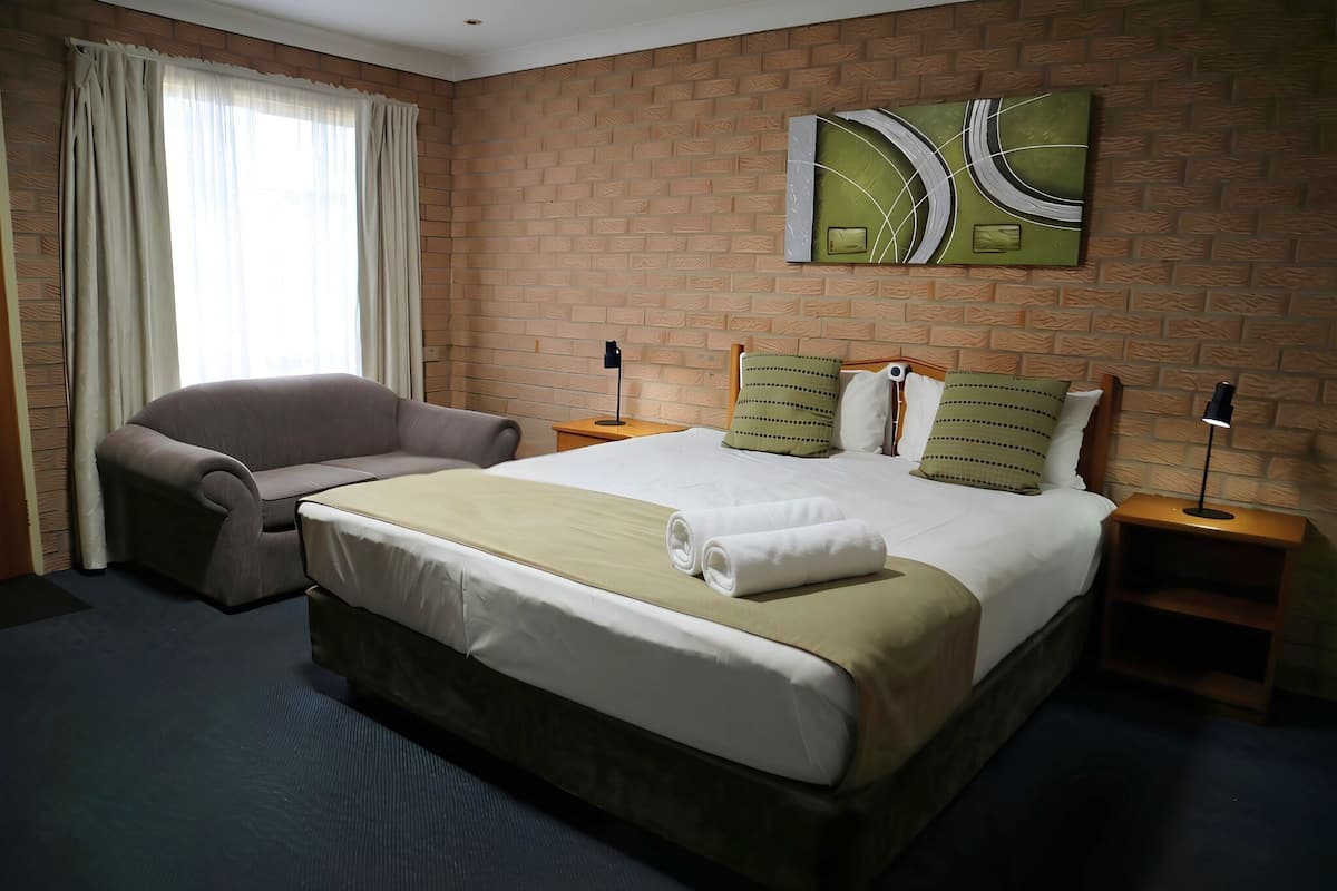 Executive-Zimmer, 1 King-Bett | Hochwertige Bettwaren, Tempur-Pedic-Betten, Schreibtisch