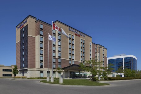 SpringHill Suites by Marriott Toronto Vaughan - Image 3