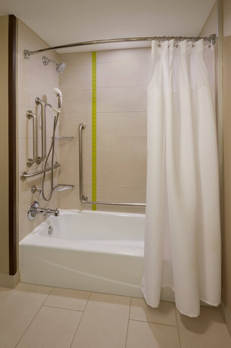 SpringHill Suites by Marriott Toronto Vaughan - Image 31