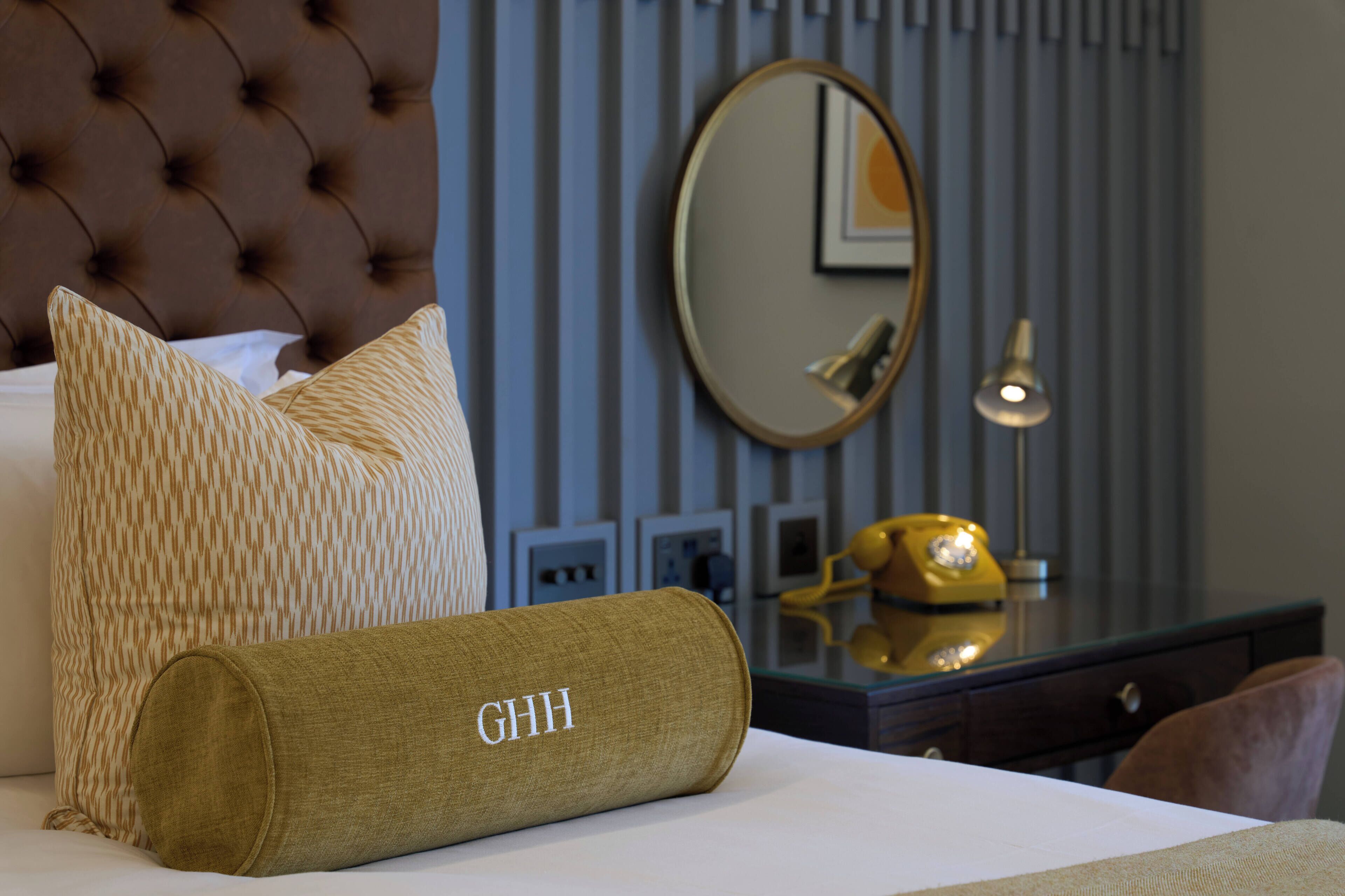 egyptian cotton sheets, in-room safe, blackout curtains