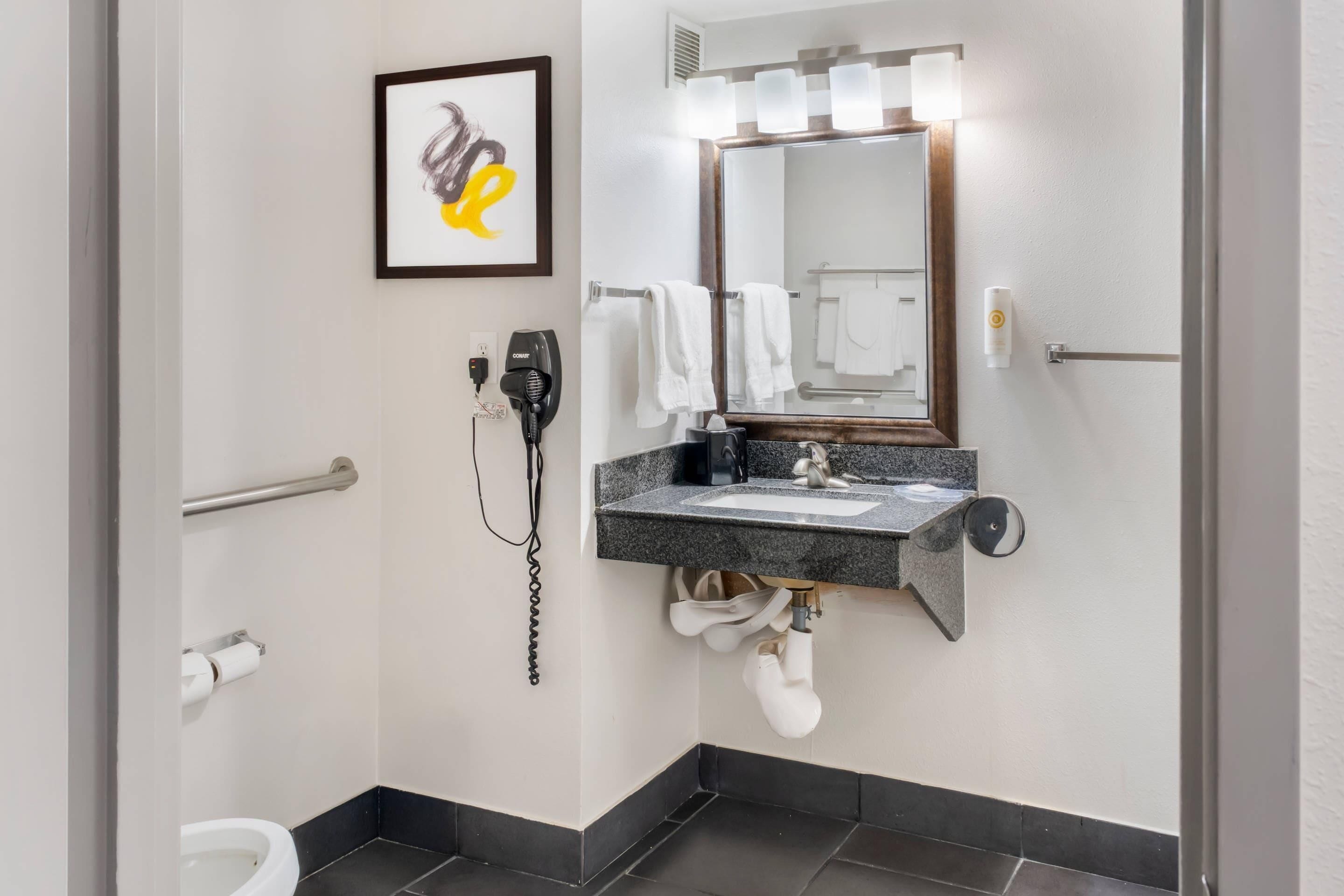 Photo - Comfort Inn & Suites El Paso I-10 Airport Area