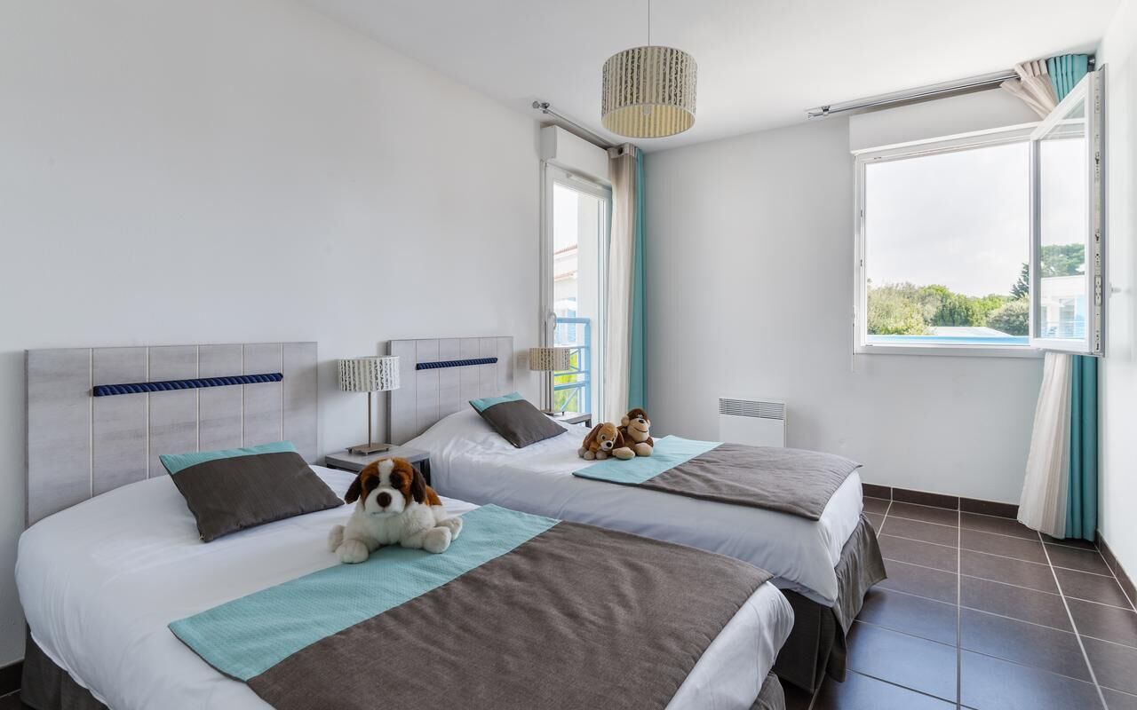 Bügeleisen/Bügelbrett, Babybetten, WLAN