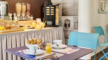 Daily buffet breakfast (EUR 12 per person)