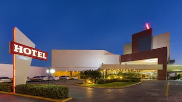 Front of property - evening/night