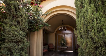 Los Arboles Hotel