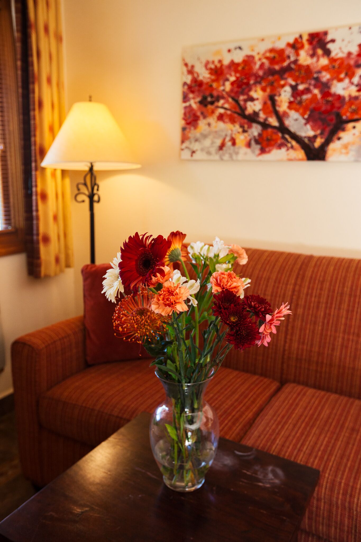 32-inch lcd tv with cable channels, tv