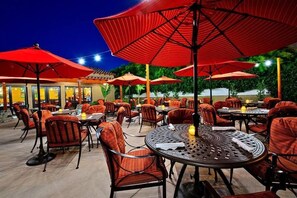 Restaurant - Los Arboles Hotel (Palm Springs)