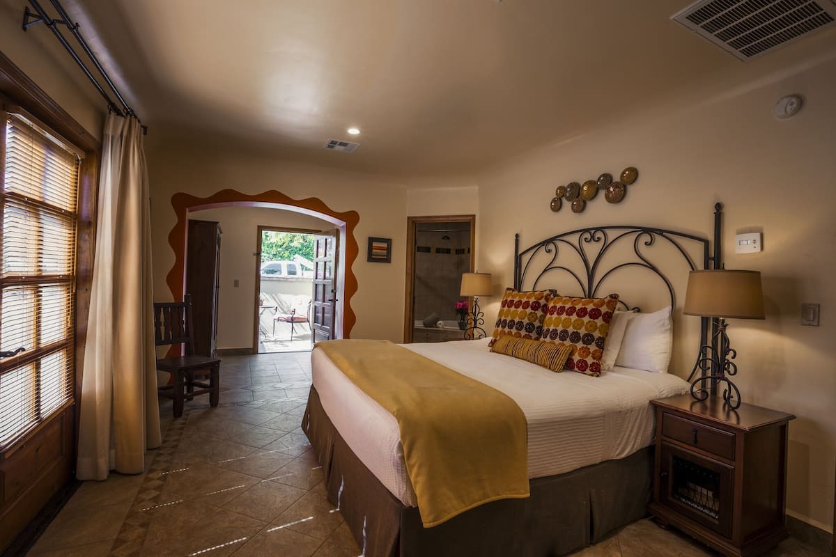 luxury suite | 1 bedroom, premium bedding, pillow-top beds, blackout curtains