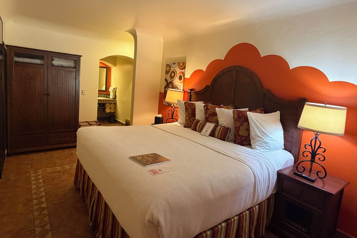Standard Room | Premium bedding, pillowtop beds, blackout drapes, iron/ironing board