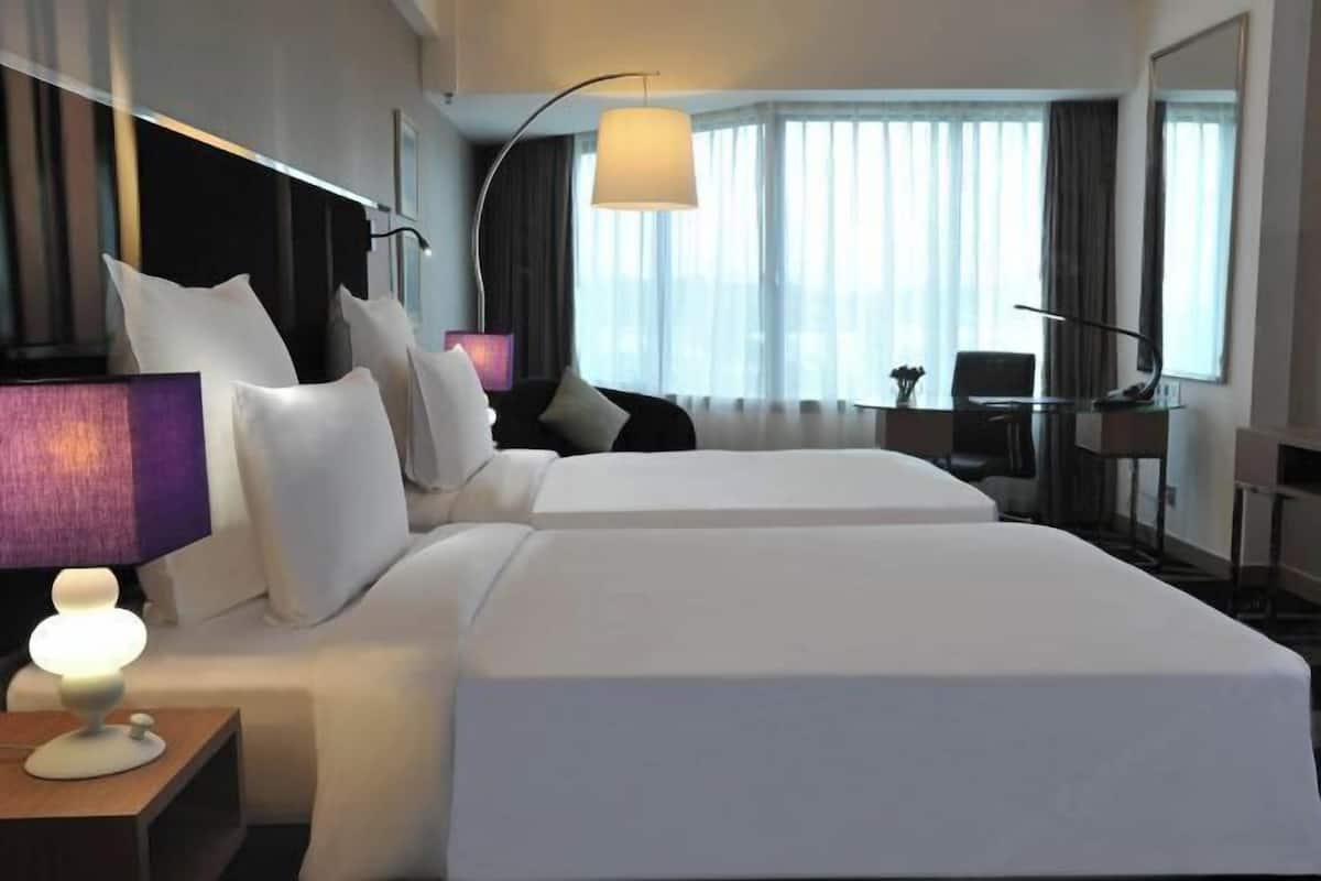 Minibar, in-room safe, desk, laptop workspace