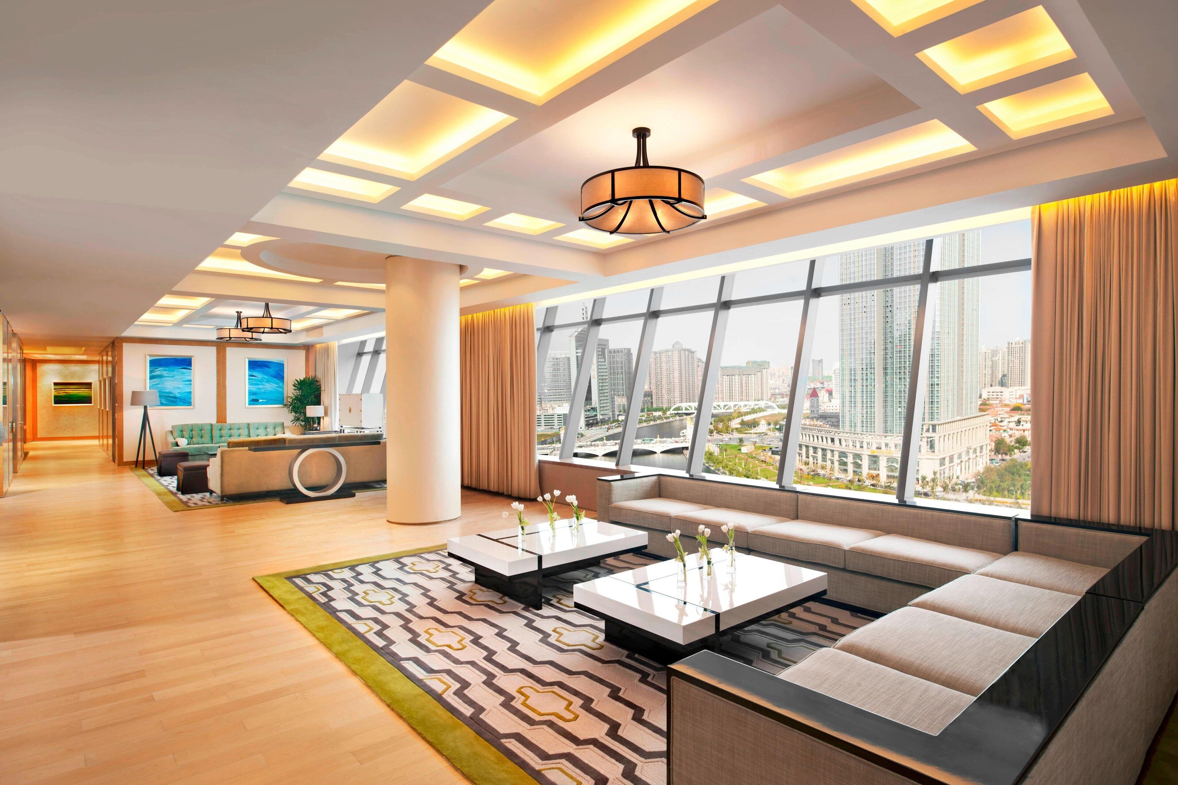 Phòng Suite Presidential, 2 phòng ngủ | Két bảo mật tại phòng, trang trí khác biệt, bàn 