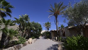 Comfort Room | Balcony view - Oasis Hotel Residence & Resort (Lampedusa)
