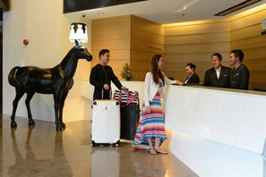 Reception - Horizon Hotel (Kota Kinabalu)