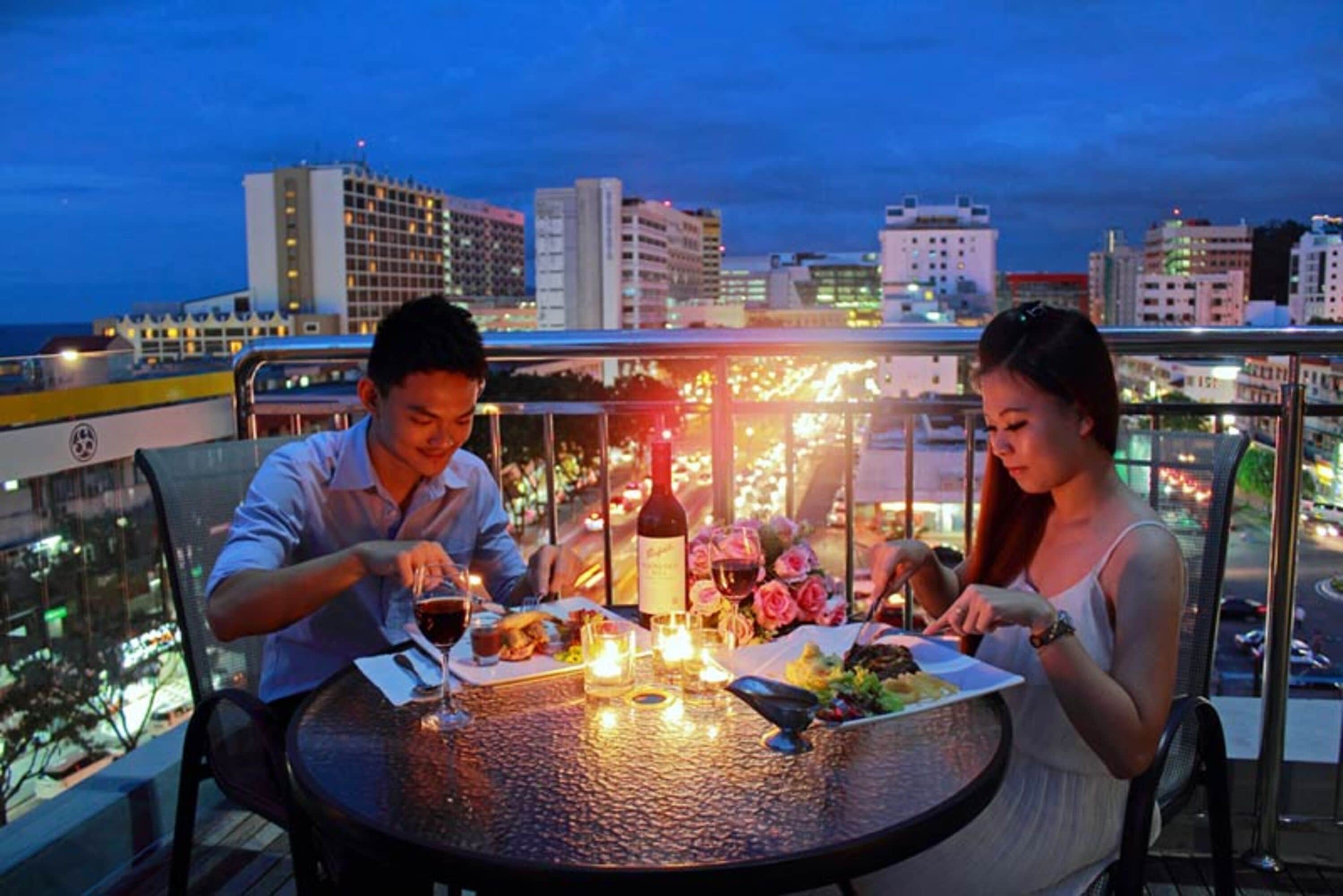 deluxe room | balcony view