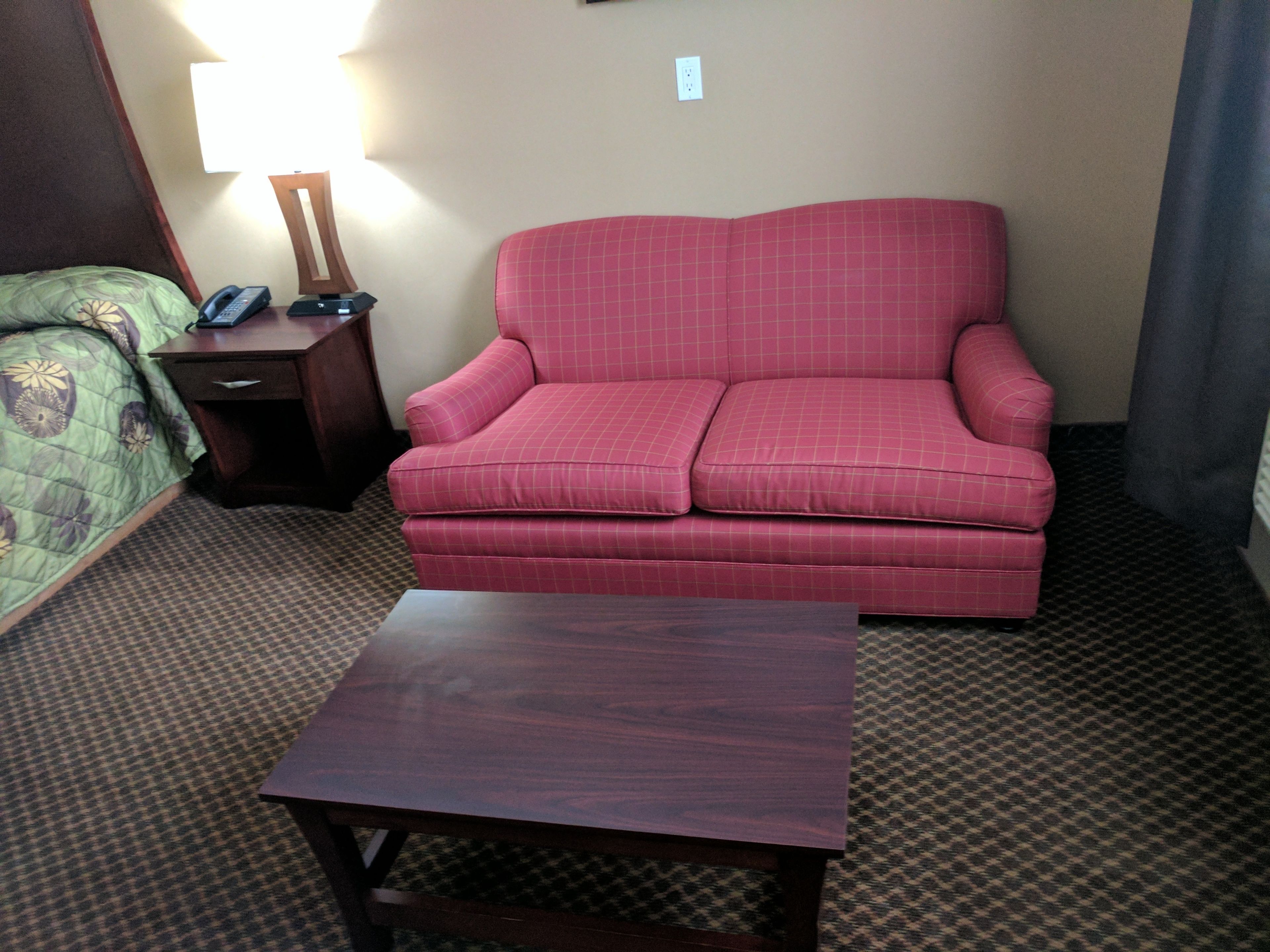 standard room, 1 king bed | 1 bedroom, premium bedding, desk, iron/ironing board