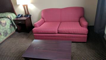 Standard Room, 1 King Bed | Premium bedding, desk, iron/ironing board, free WiFi