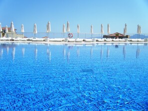 Outdoor pool, pool umbrellas