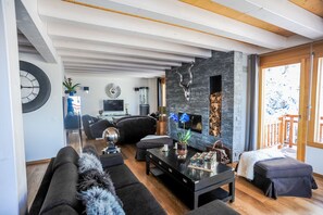 Chalet, 4 chambres (Bénou) | Coin séjour