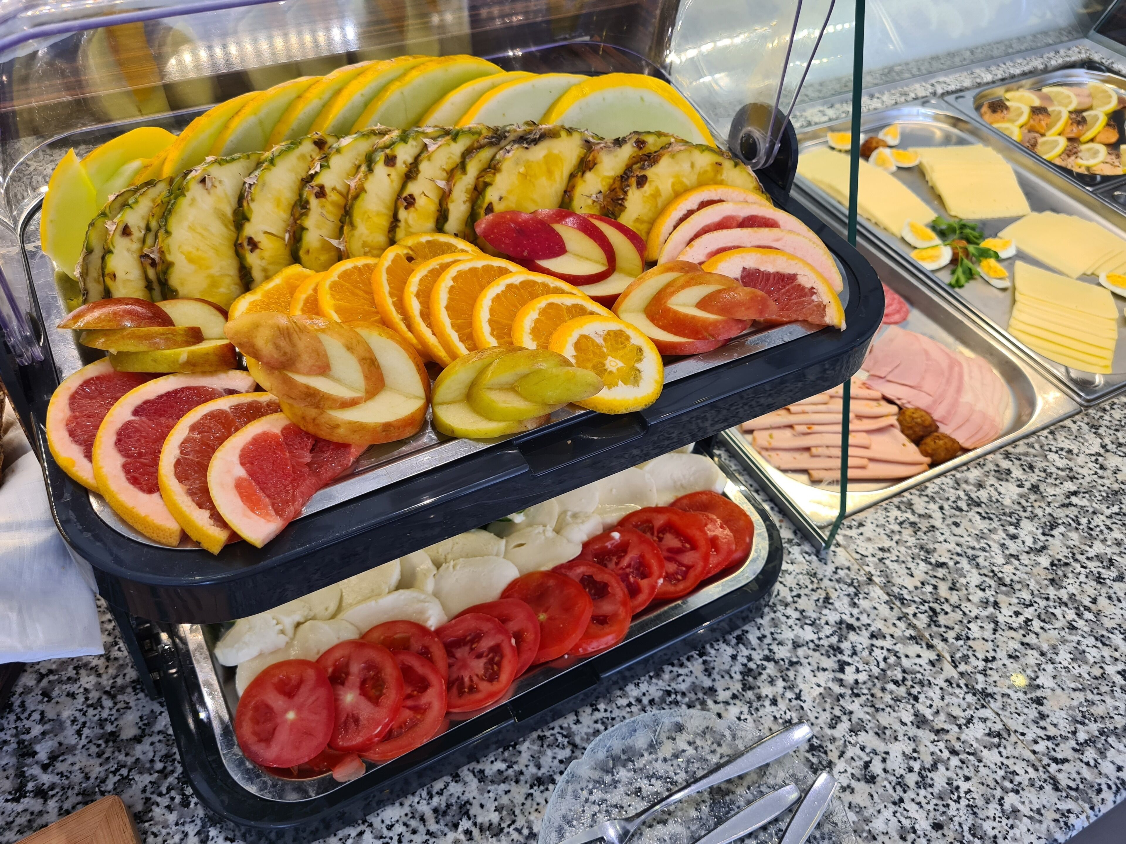 daily buffet breakfast (eur 14 per person)