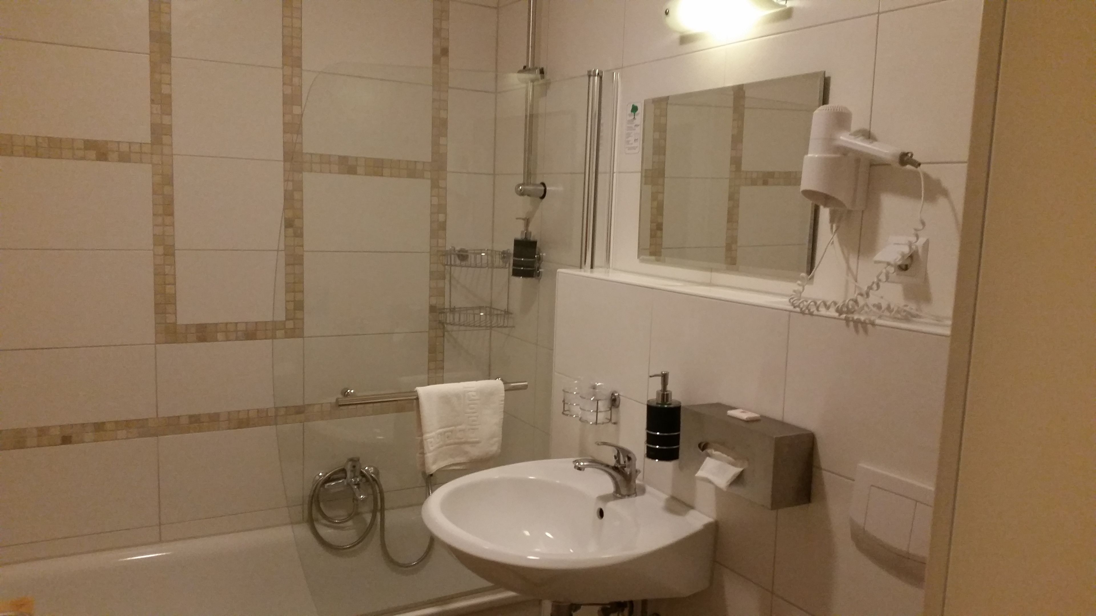family room | bathroom | free toiletries, hair dryer, towels