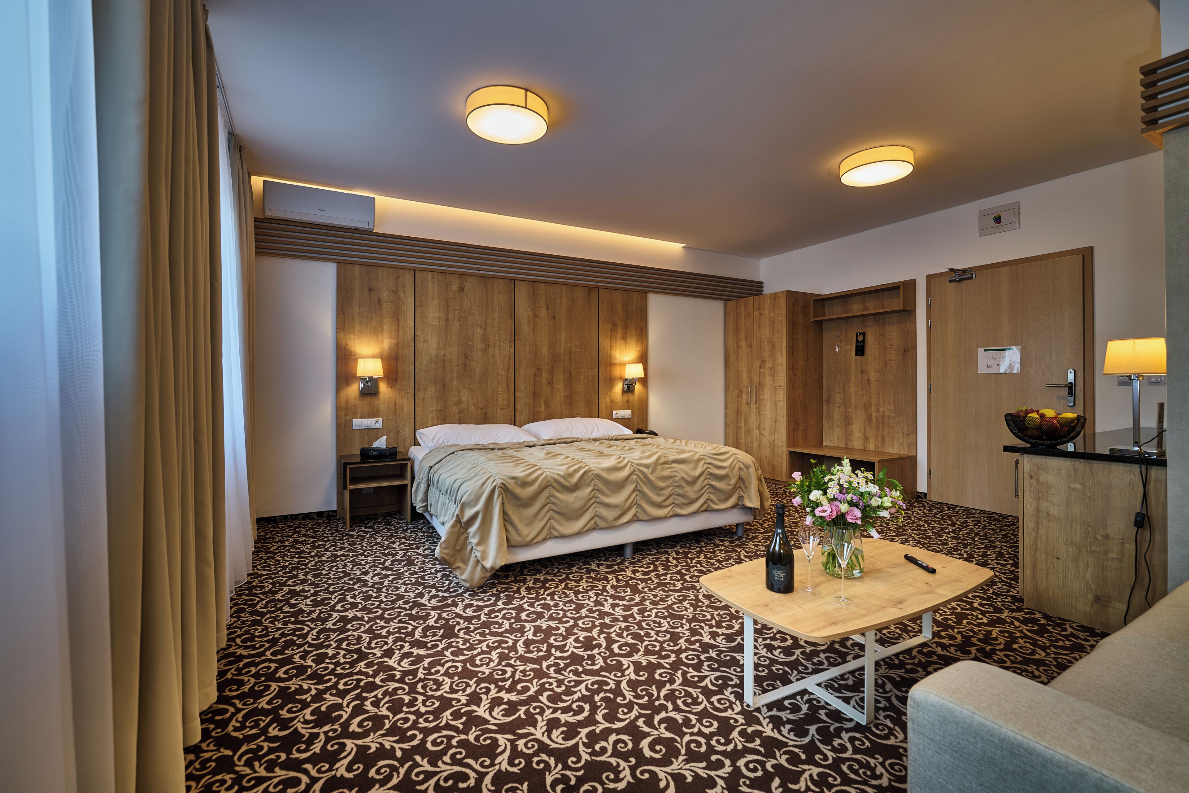 Deluxe Double Room, 1 King Bed