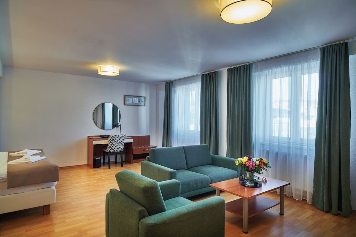Double or Twin Room, 1 Bedroom | 3 bedrooms, minibar, desk, laptop workspace