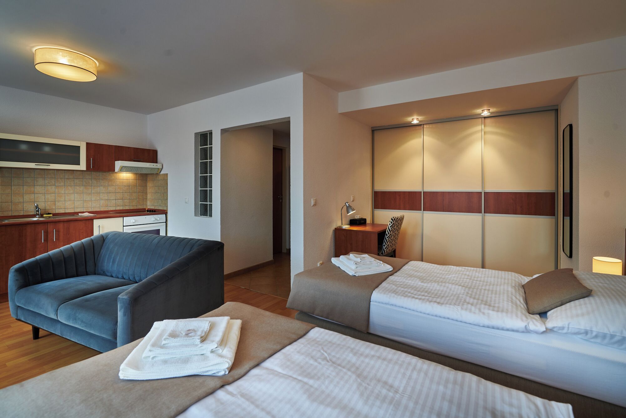 Comfort Double or Twin Room, 1 Bedroom, Kitchenette | Minibar, desk, laptop workspace, blackout drapes