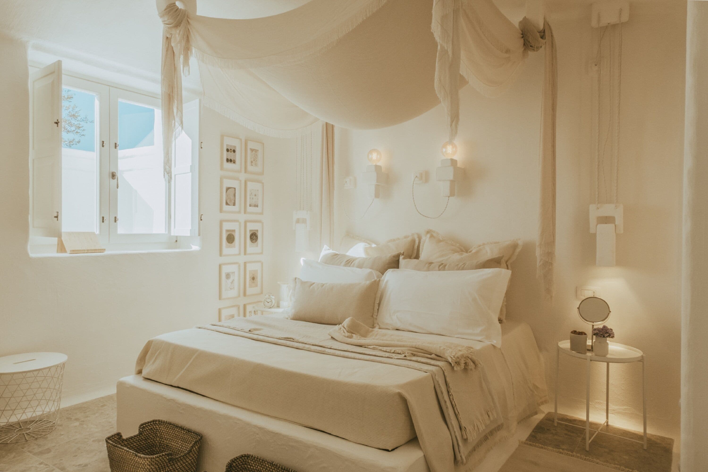 Family Suite | Desk, free WiFi, bed sheets