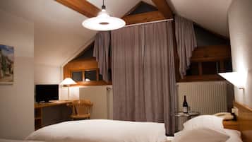 Premium bedding, down comforters, pillowtop beds, individually furnished