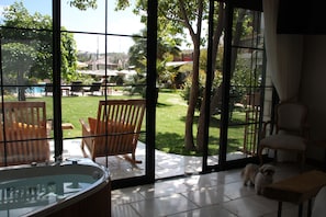 Jakuzi Suite (Garden)  | Hageutsikt