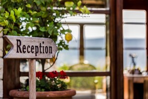 Reception - Alaçati Kapari Otel - Special Class (Cesme)