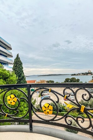 Standardna dvokrevetna soba, pogled na more | Vue depuis l’hébergement 