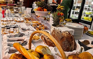 Café da manhã, almoço e jantar