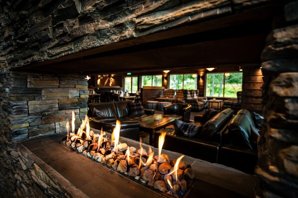 2 restaurants, breakfast served - Eriksgårdens Fjällhotell (Funasdalen)