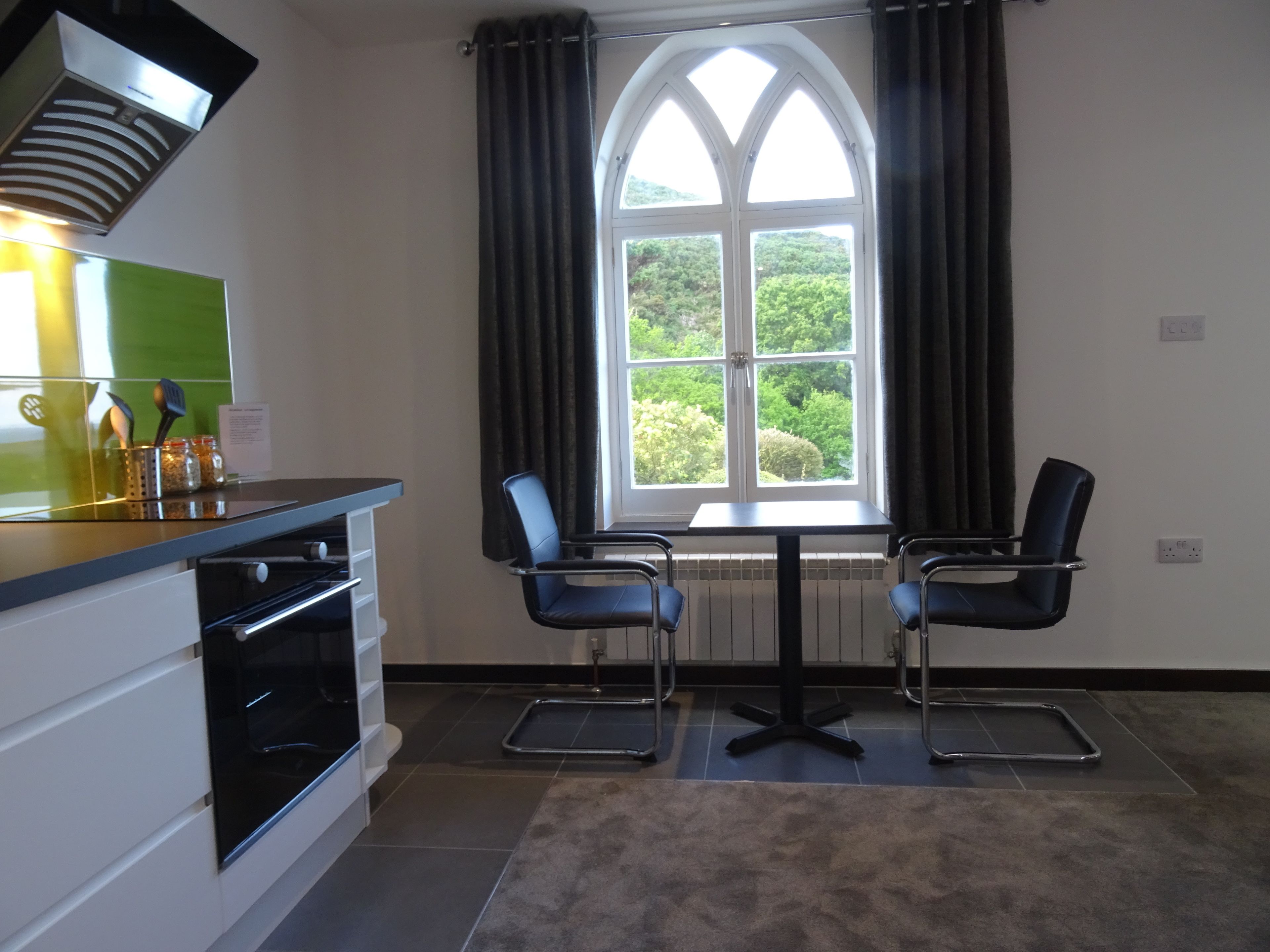 傳統套房 | 私人廚房 | 特濃咖啡機、咖啡機/沖茶器、電熱水壺、餐桌